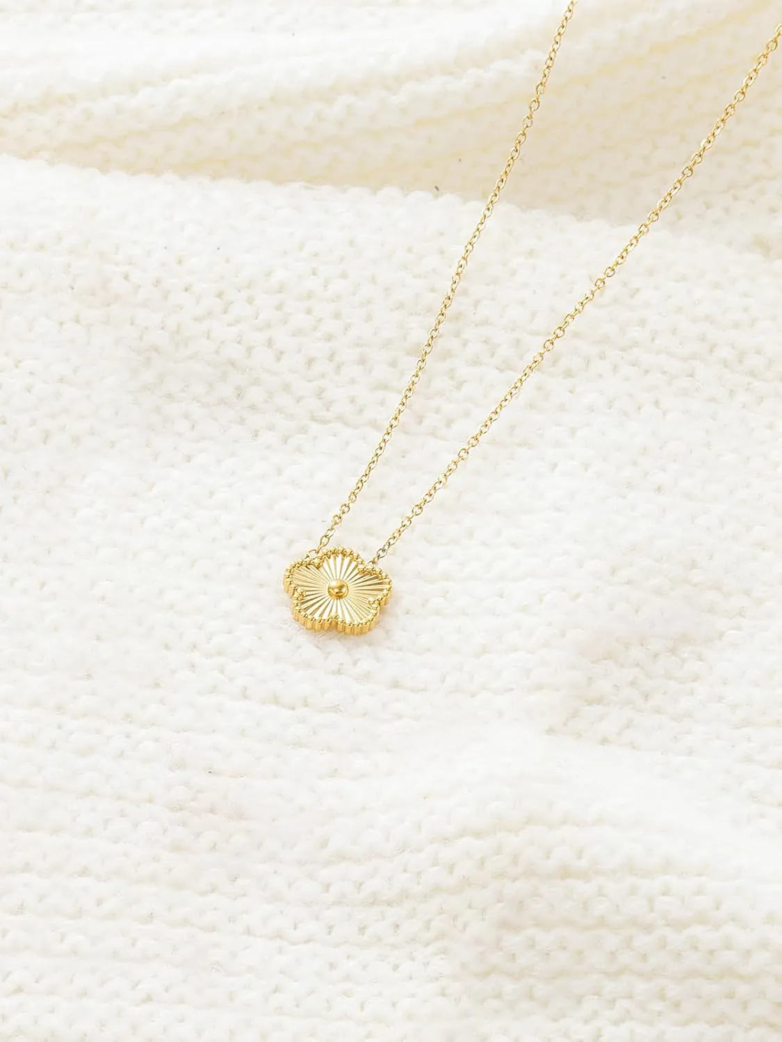 14K Gold Plated Four Leaf Clover Necklaces for Women Lucky Flower Jewelry