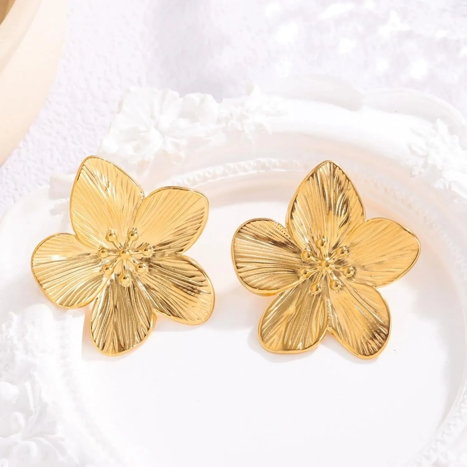 14K Gold Plated Gold Flower Earrings for Women Boho Chunky Floral Statement Flower Earrings Trendy Wedding Holiday Jewelry Gift