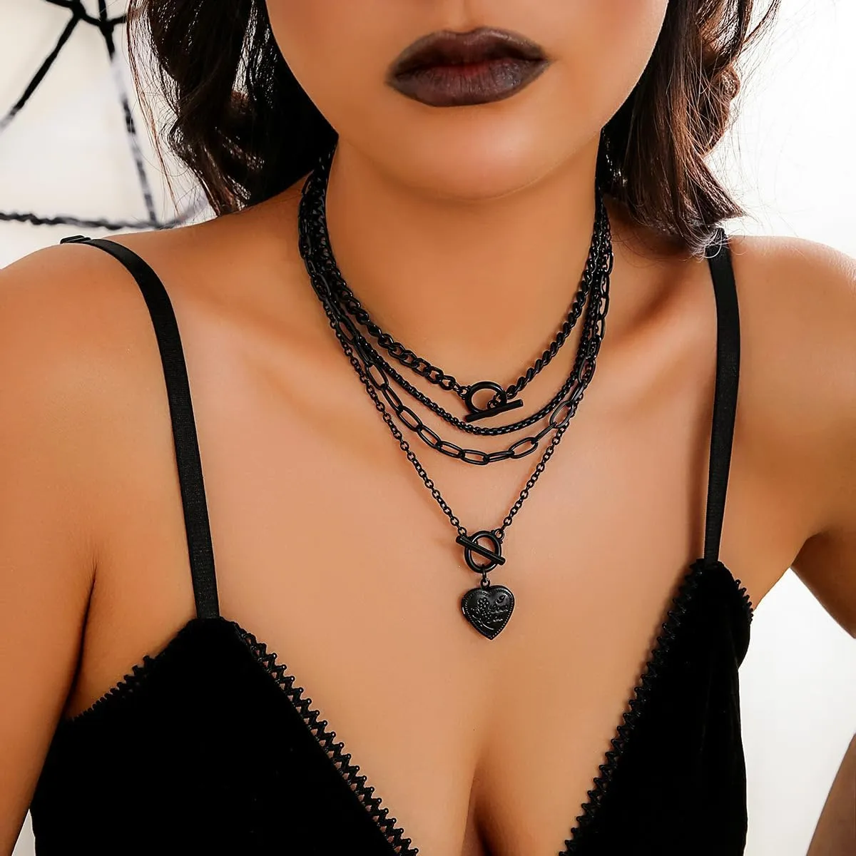 4Pac Black Layered Necklace Chunky Choker Necklace Trendy Star Pendant Multilayer Coin Link Chain Necklaces Punk Hip Hop Cool Heart Necklaces Adjustable Gold Layered Necklace Set for Men and Women