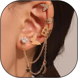 4Pcs Ear Cuff Earrings Set for Teens,14K Gold Non Piercing Crystal Butterfly Star Moon Stuff Ear Cuffs Clip On Earrings Dainty Cartilage Jewelry Gifts