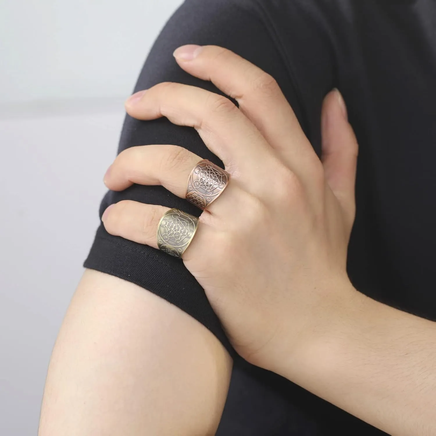 Amaxer Metatrons Cube Ring for Men Stainless Steel Vintage Sacred Geometry Spiritual Protection Amulet Ring Statement Band for Men Women