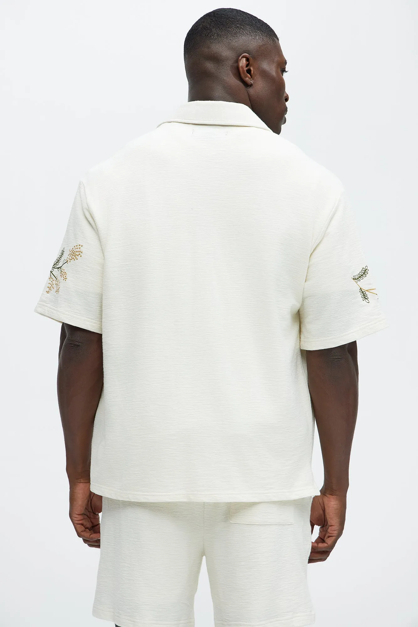 Berries And Bloom Embroidered Shirt - Cream