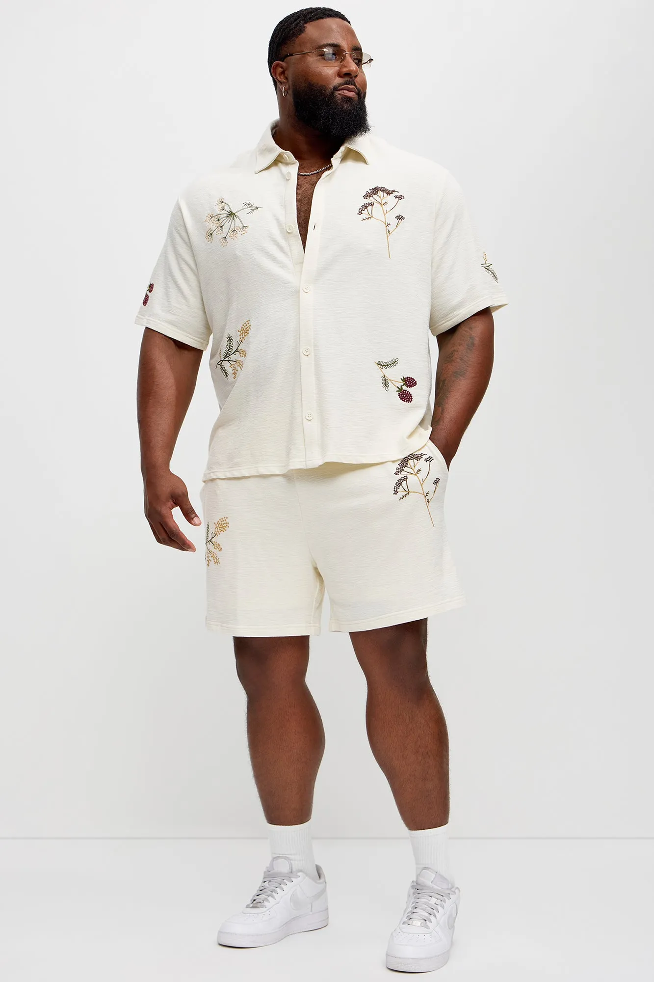 Berries And Bloom Embroidered Shirt - Cream