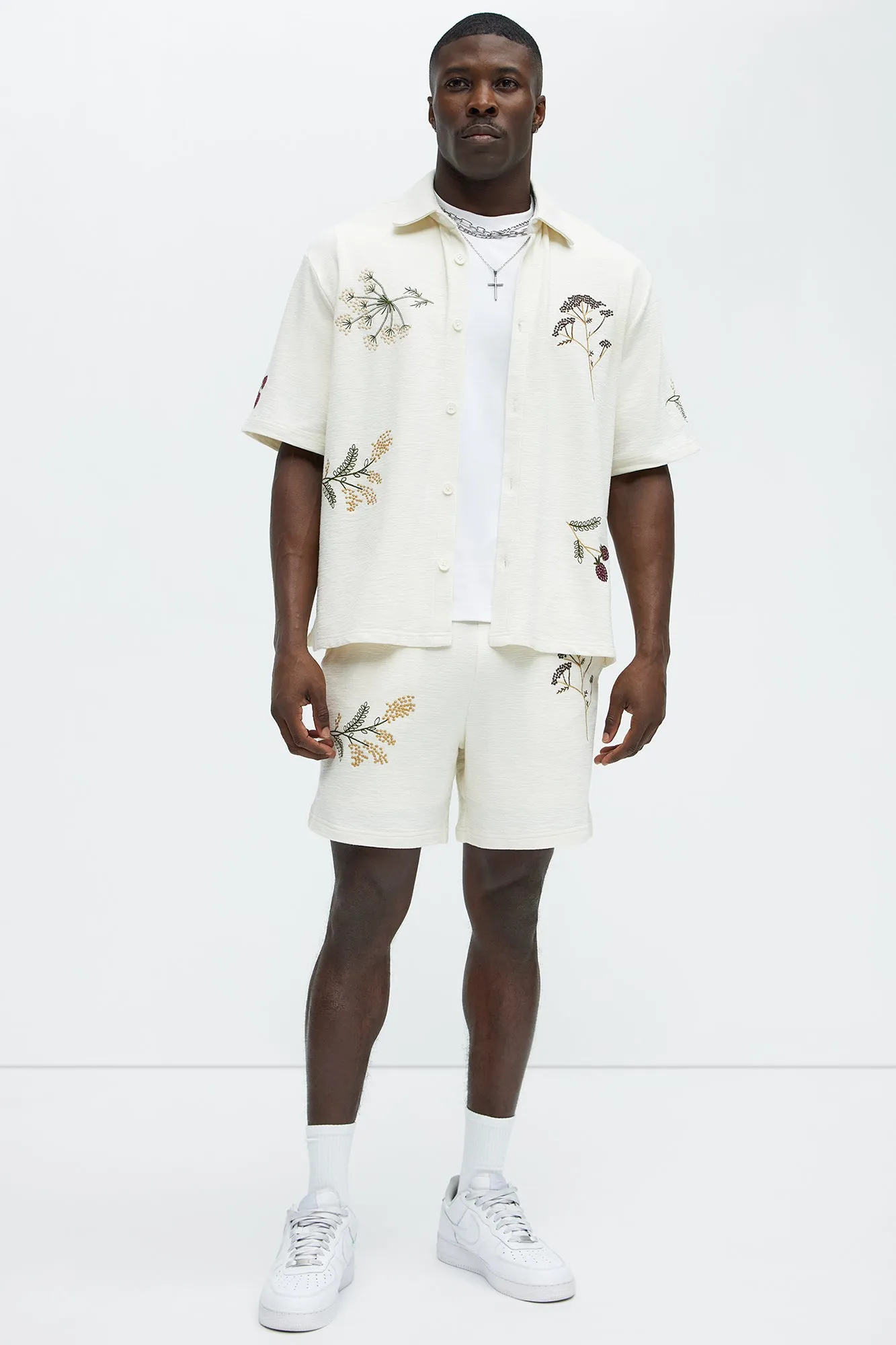 Berries And Bloom Embroidered Shirt - Cream
