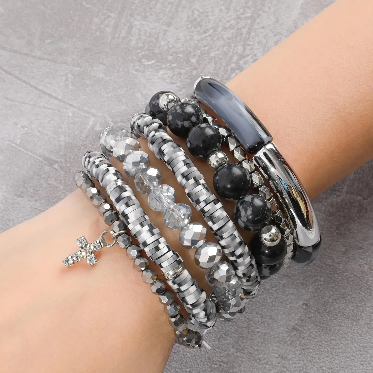 Bohemian Natural Stone Beaded Bracelets for Women Men Stackable Stretch Beads Bracelet Set with Charm and Tassel Multilayered Elastic Gemstone Bracelets Summer Beach Boho Jewelry Gift for Women