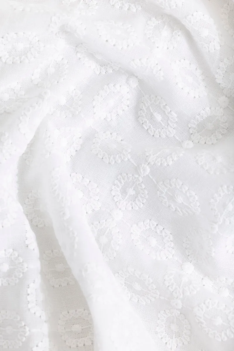 Connecting Ring White Embroidery Shirt
