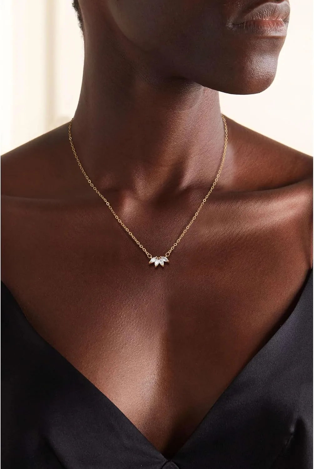 CZ Diamond Pendant Gold Necklace for Women Dainty 14k Gold Plated Choker Necklaces Simple Gold Jewelry Gifts for Women