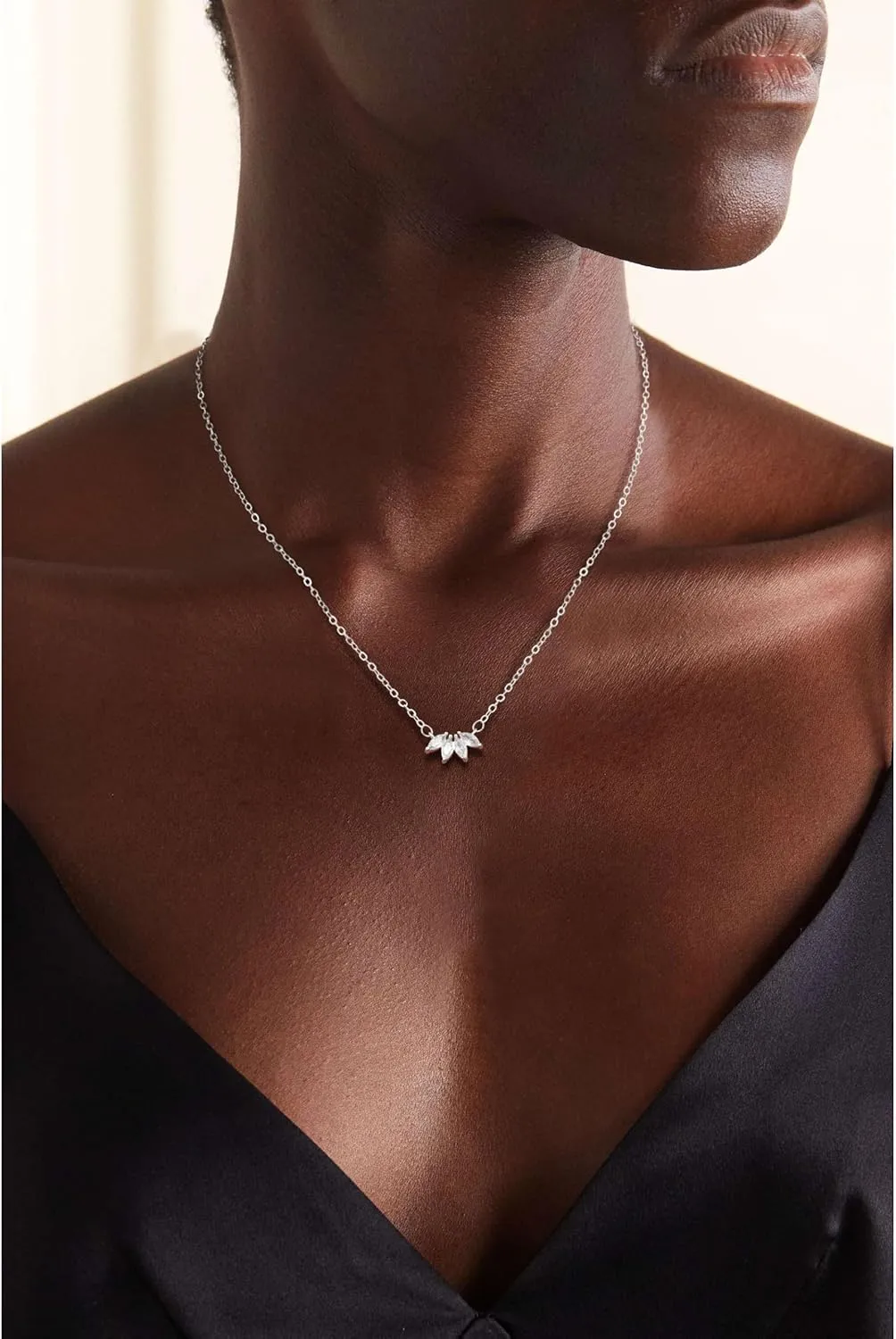 CZ Diamond Pendant Gold Necklace for Women Dainty 14k Gold Plated Choker Necklaces Simple Gold Jewelry Gifts for Women
