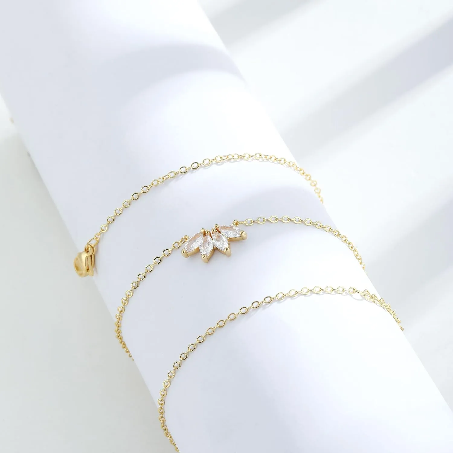 CZ Diamond Pendant Gold Necklace for Women Dainty 14k Gold Plated Choker Necklaces Simple Gold Jewelry Gifts for Women