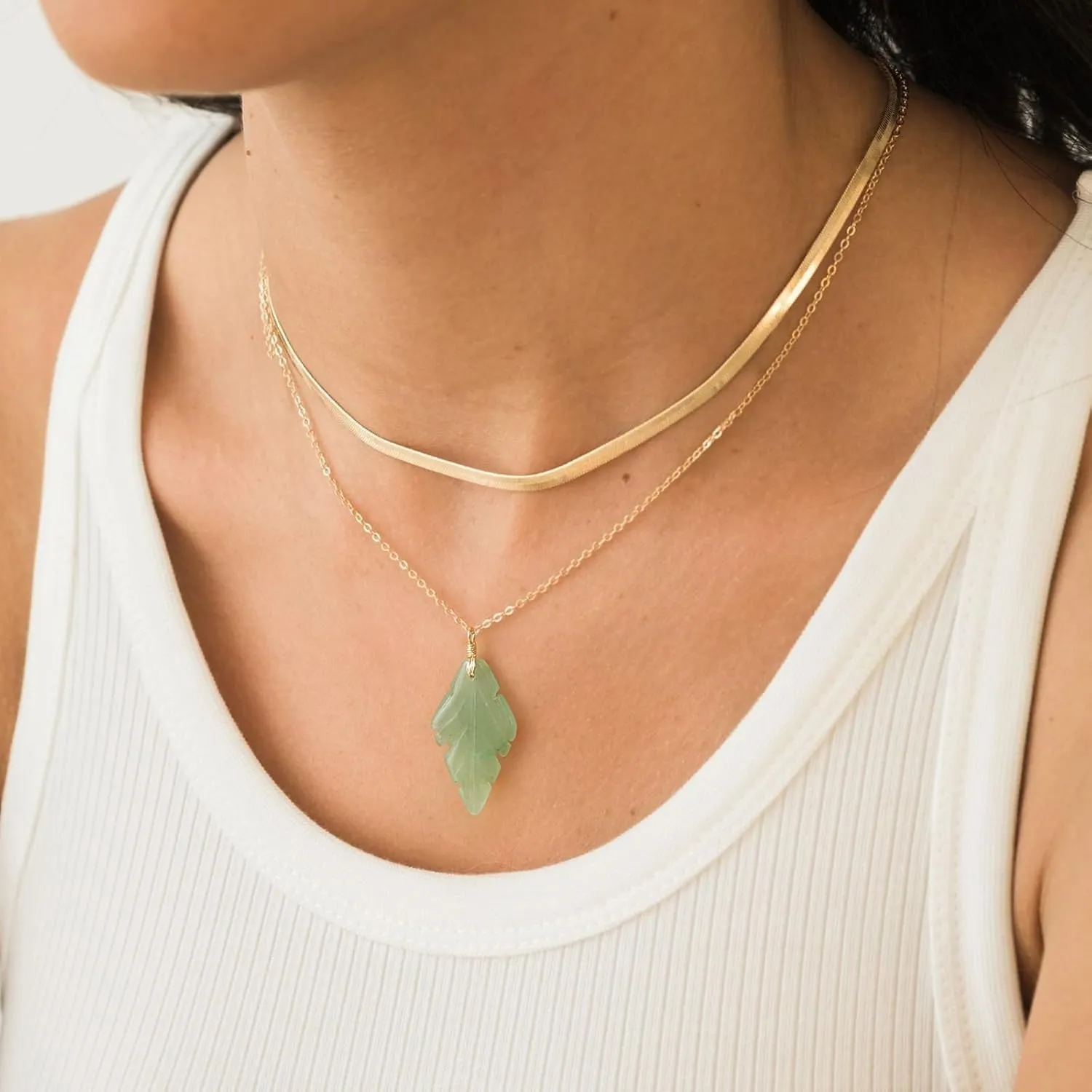 DAUMIER Green Jade Pendant Leaf Drop Necklace for Women Girls Lucky Jewelry Gold
