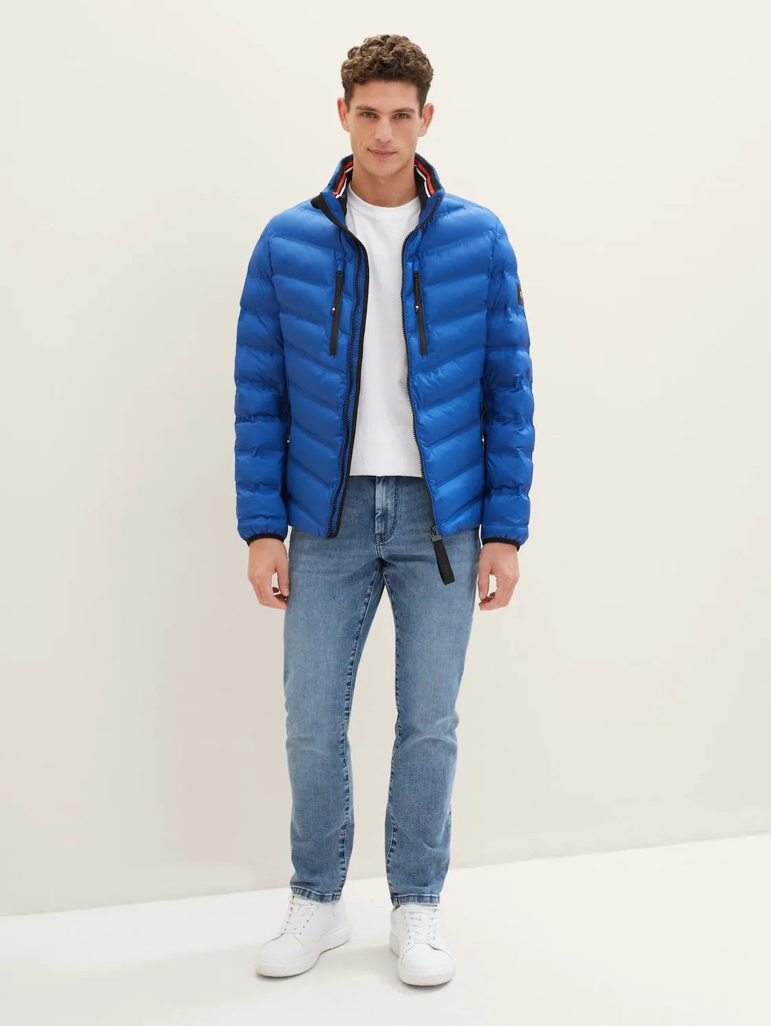 DECORATIVE HYBRID JACKET