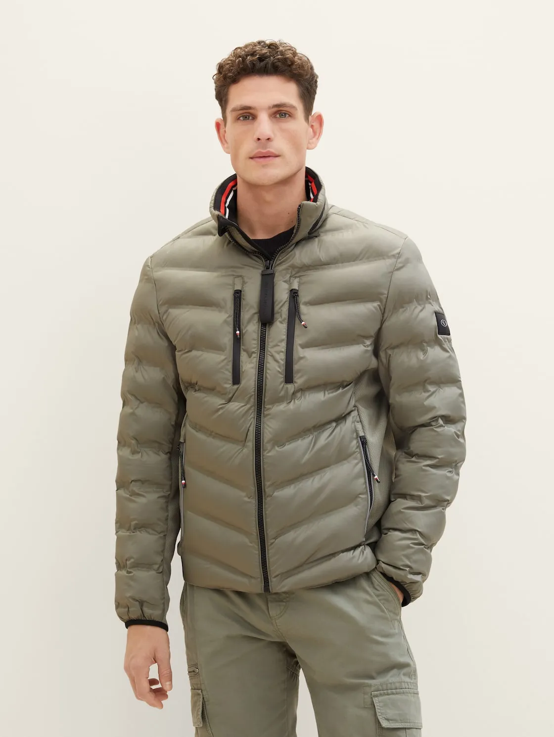 DECORATIVE HYBRID JACKET