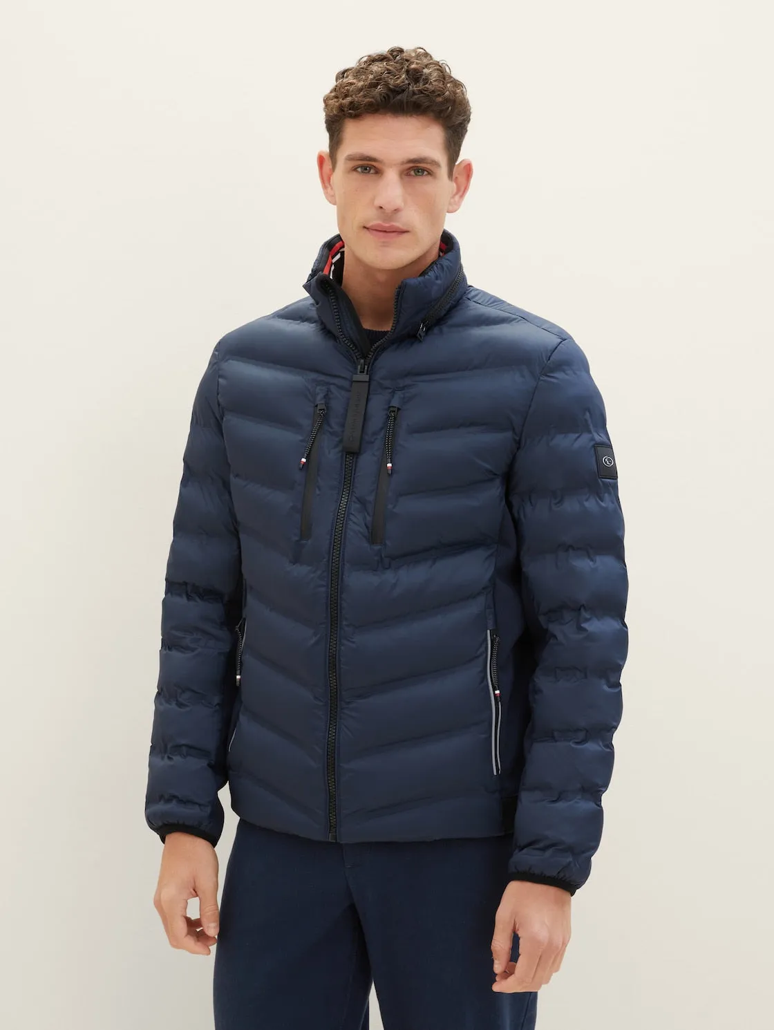 DECORATIVE HYBRID JACKET
