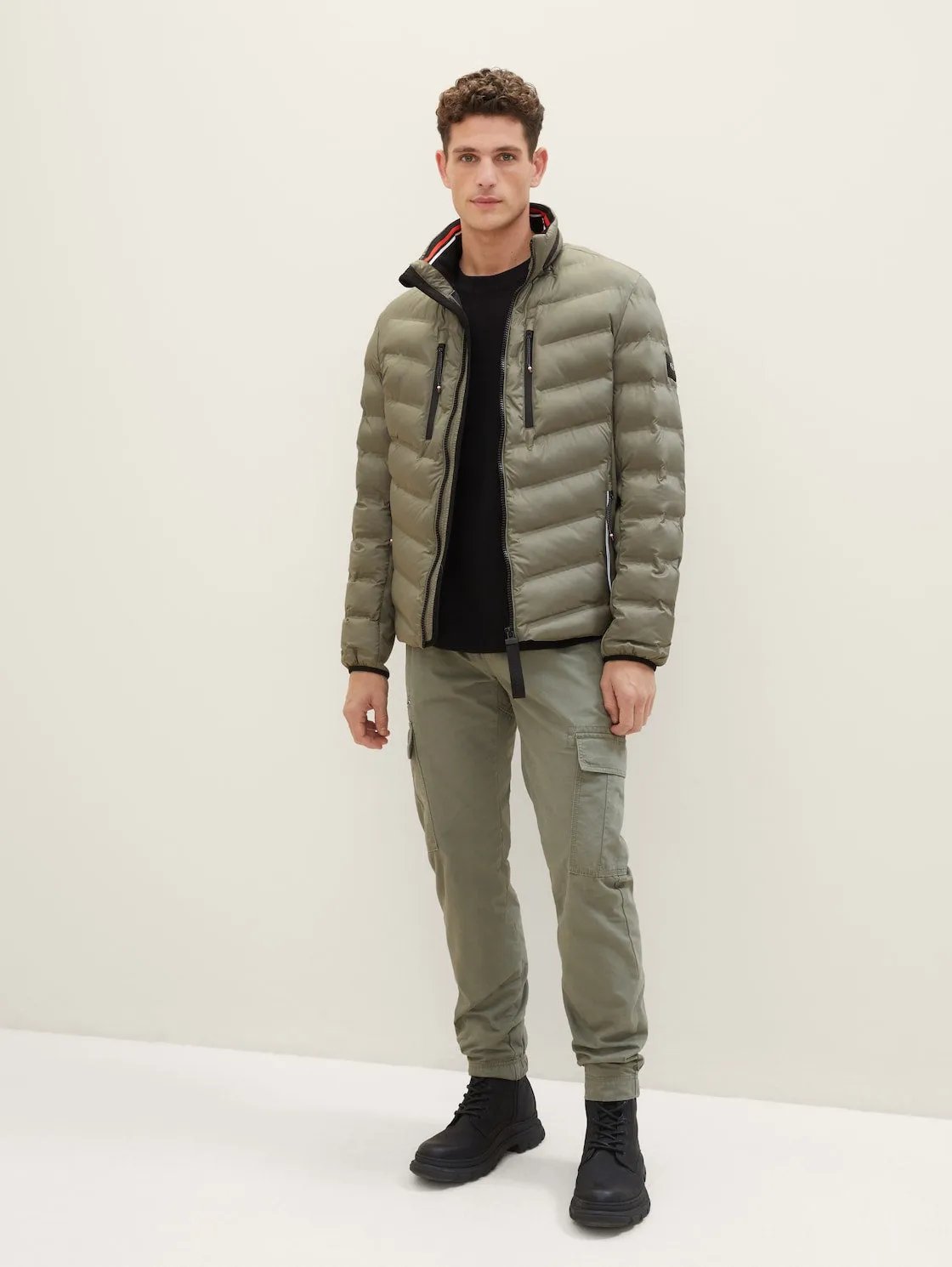 DECORATIVE HYBRID JACKET