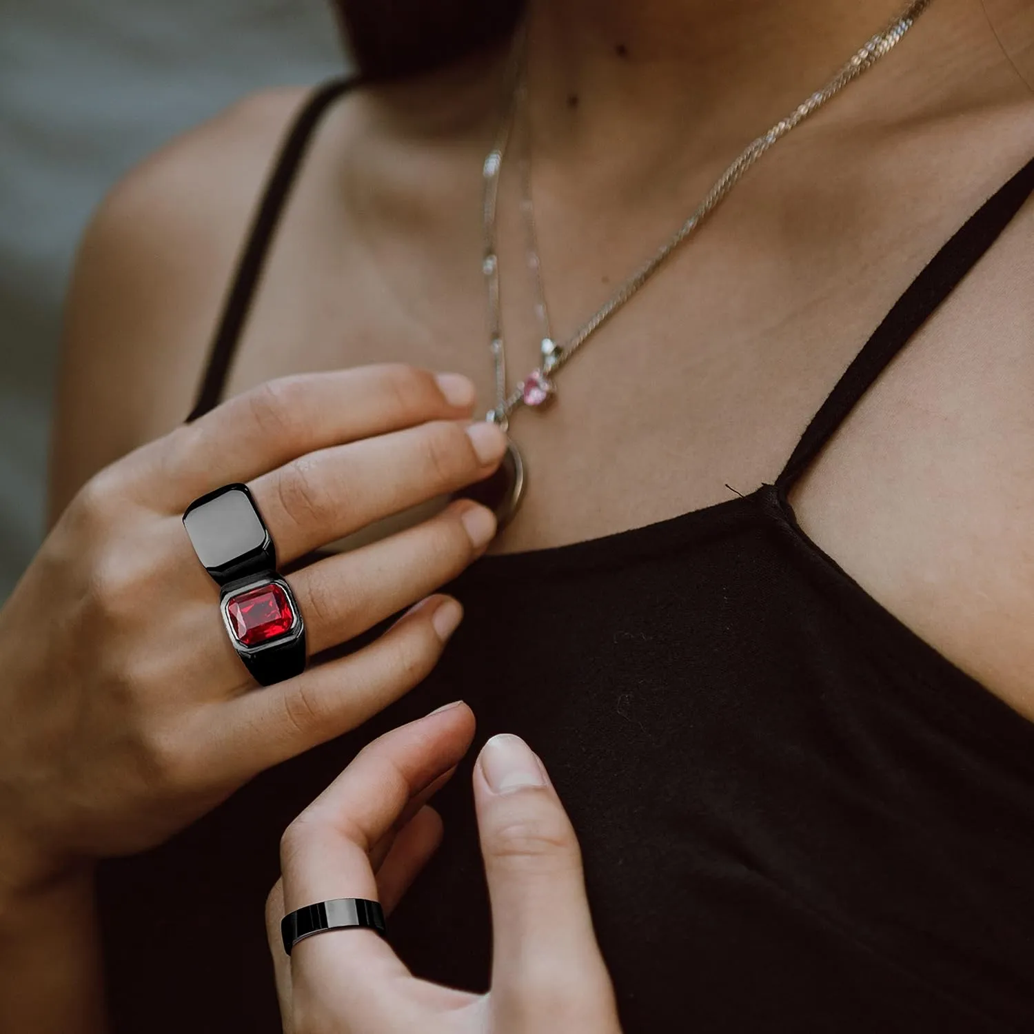 Dochais 3PCS Mens Rings Signet Rings for Men Stainless Steel Biker Ring Square Agate Onyx Rings Men's Ring for Men Solid Polished Retro Band Rings Set Size 7-13