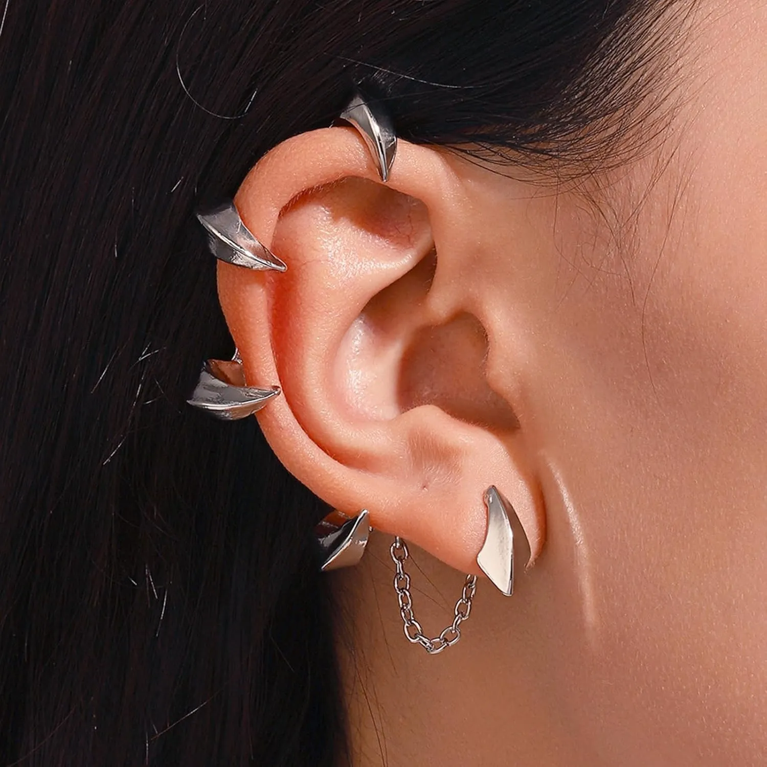 Dragon Claw Ear Cuff Earrings for Women Gold Devil Claw Wrap Earrings Dragon Claw Earrings Vintage Cartilage Ear Wrap Earrings Dragon Earrings Jewelry Gift for Girls