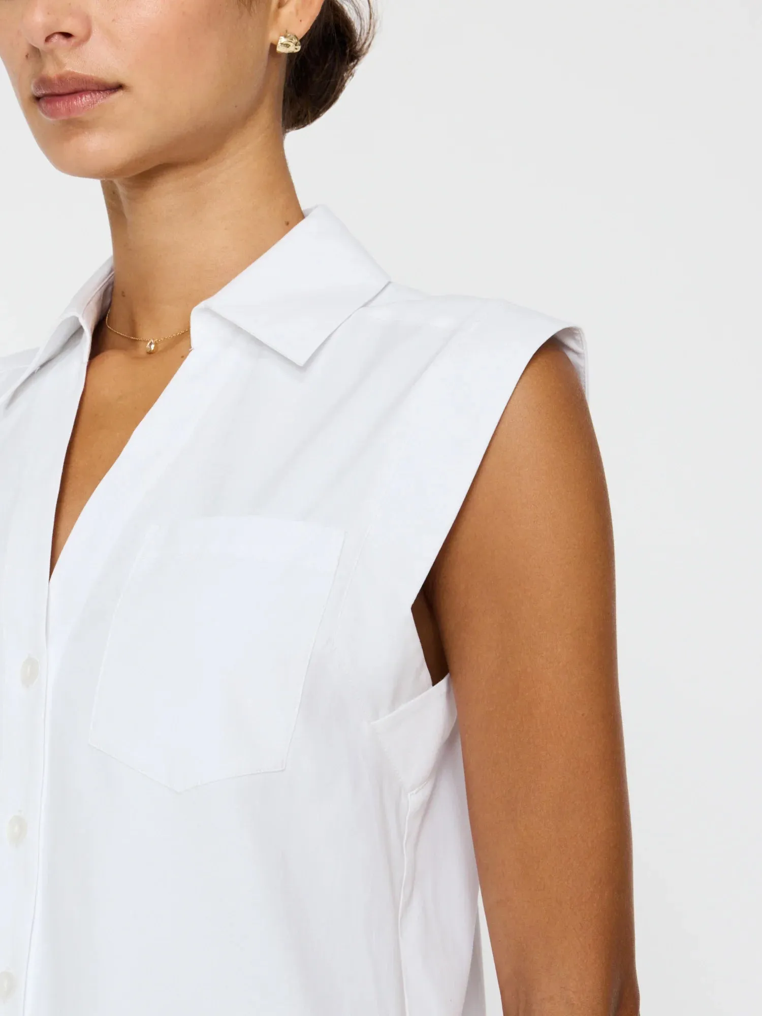 Elias Sleeveless Shirt