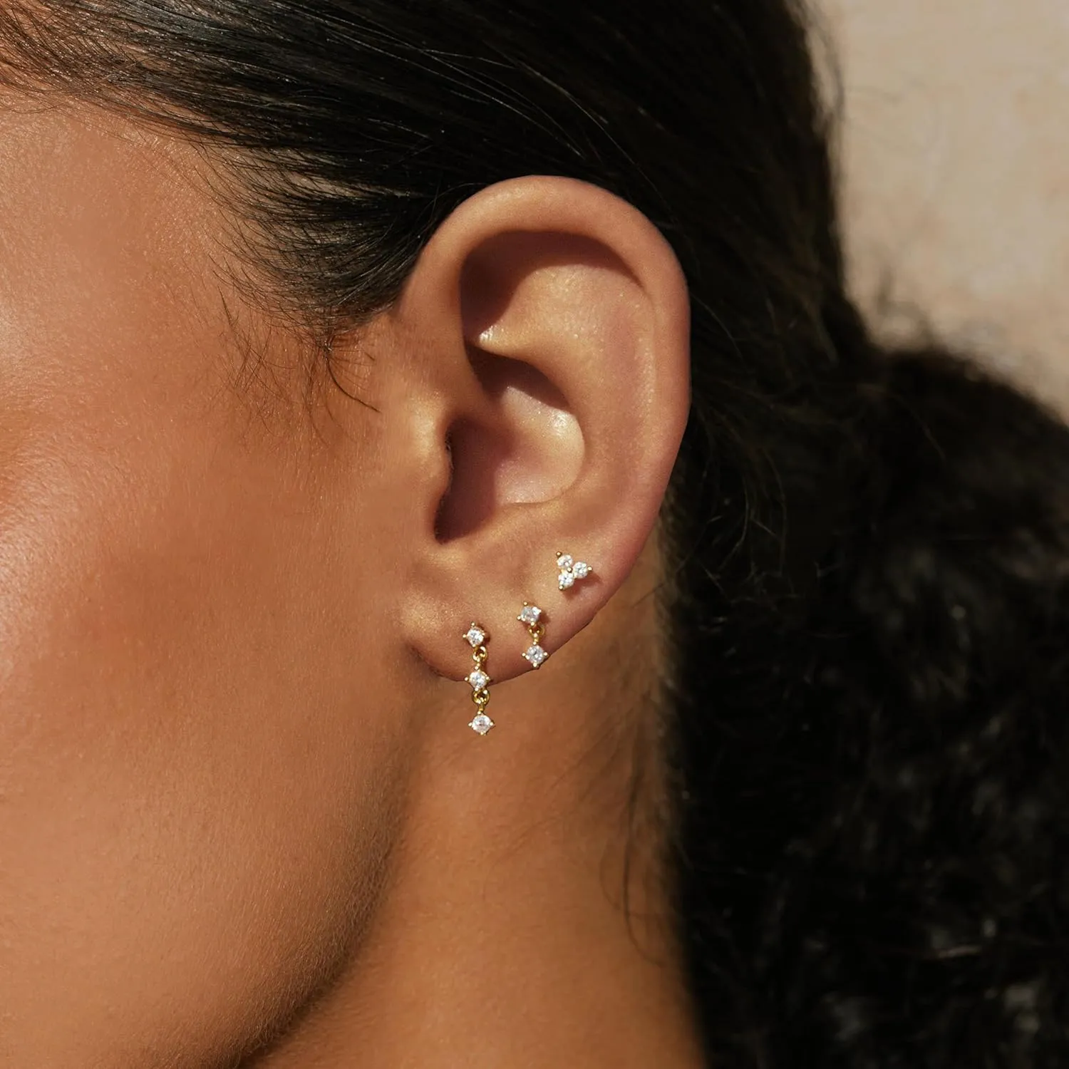 Gold Earrings for Women, 14k Gold Plated Earring Stack Hypoallergenic Pearl Drop Earring Dainty Gold Earrings for Women Trendy Cute Small Huggie Hoop Earring Fashion Womens Jewelry