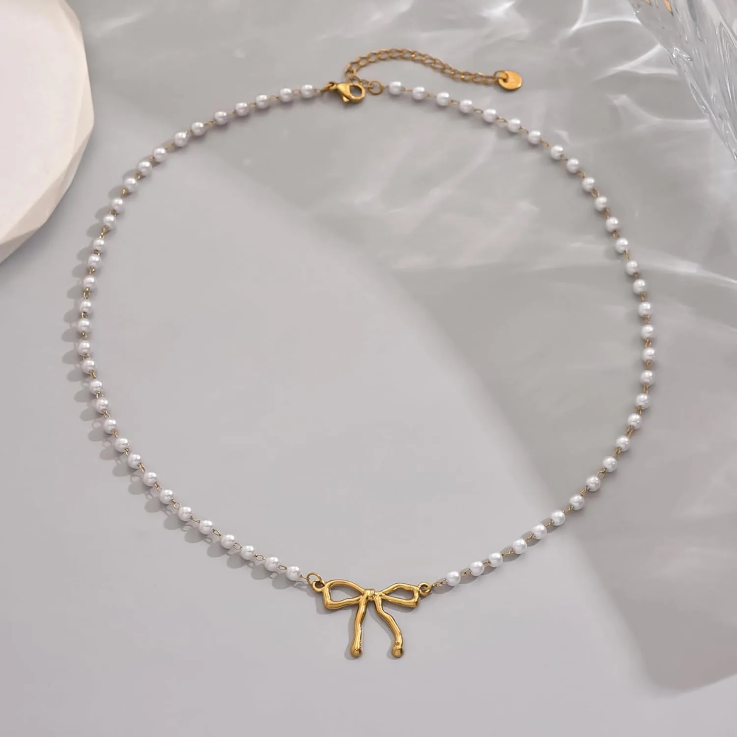 Gold Necklace for Women 18K Gold Plated Bow Necklace Cute Small Bow Pendant Necklace Dainty Bow Pearl Necklace Trendy Bow Jewelry Gift