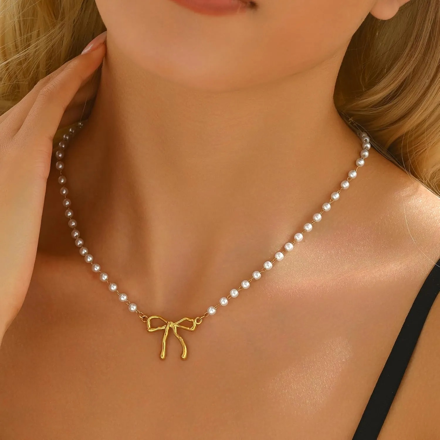Gold Necklace for Women 18K Gold Plated Bow Necklace Cute Small Bow Pendant Necklace Dainty Bow Pearl Necklace Trendy Bow Jewelry Gift
