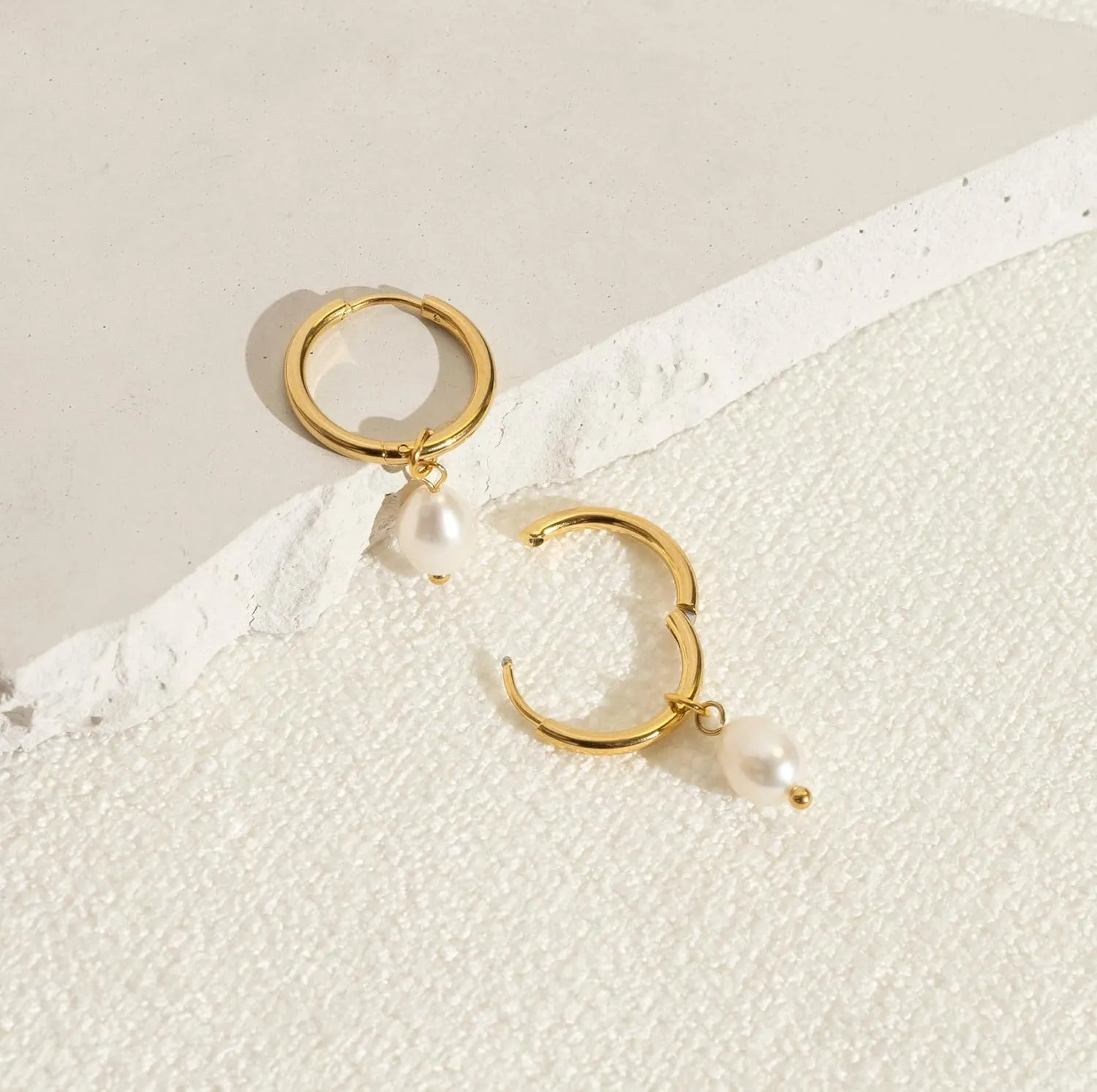 Gold Pearl Drop Earrings for Women, 14k Small Dainty Gold Plated Pearl Huggie Hoop Dangle Earrings for Women Trendy Hypoallergenic Stud Earrings Dangling Gold Earring Hooks Gold Jewelry Non Tarnish