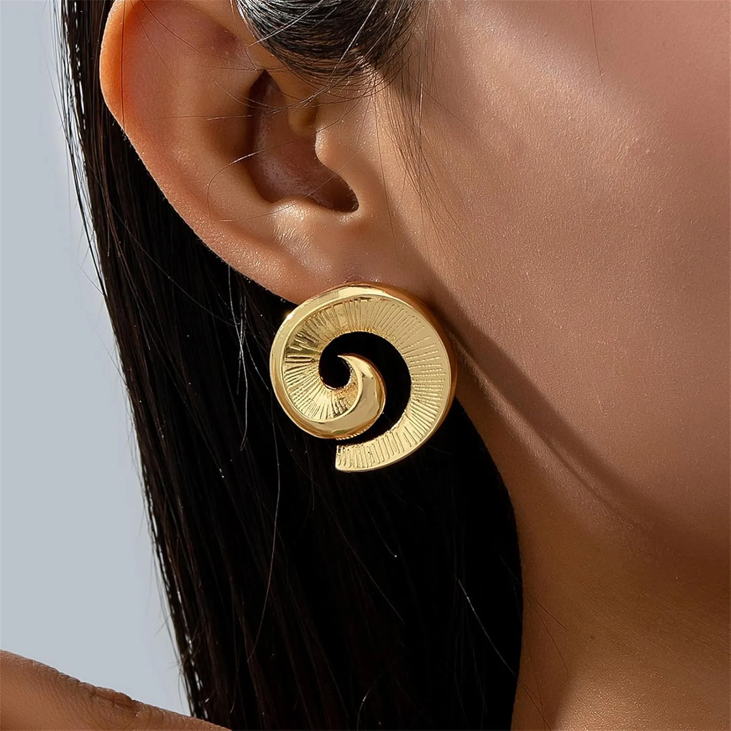 Gold Statement Earrings for Women Boho Textured Ocean Wave Earrings Irregular Exaggerated Geometric Swirl Earrings Gold Conch Sell Flower Twisted Earrings Chunky Gold Earrings Vintage Jewelry Gift