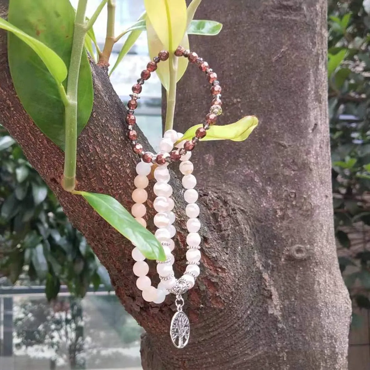 Jardme Beaded Bracelets for Women, Healing Stone Crystal Bracelets Tree of Life Bracelet Yoga Stretch Chakra Bracelet Set Jewelry Gifts