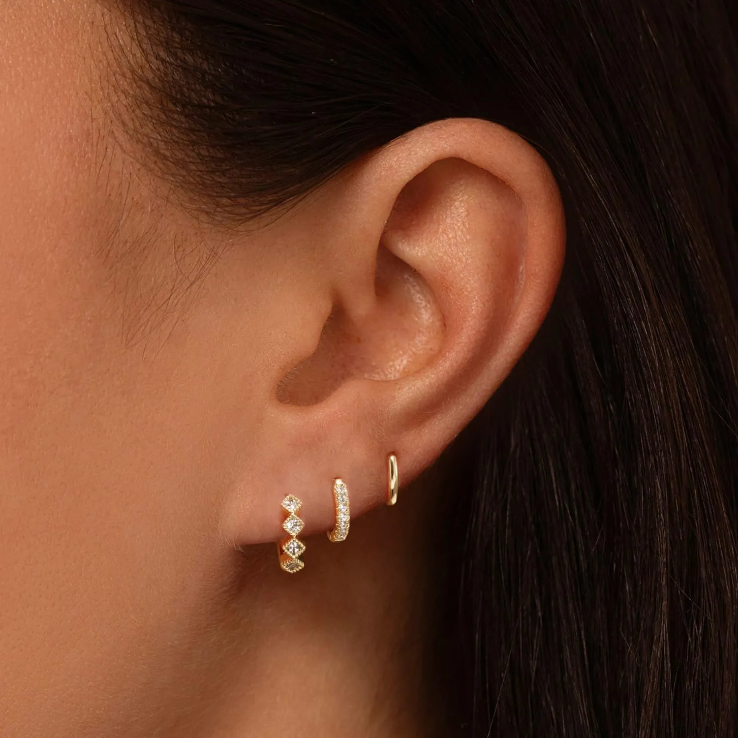 LEXODY Small Gold Hoop Earrings Set for Women, 14K Gold Plated Tiny Lightweight Cubic Zirconia Huggie Earrings Trendy Dainty Cartilage Earring Jewelry for Women Gifts