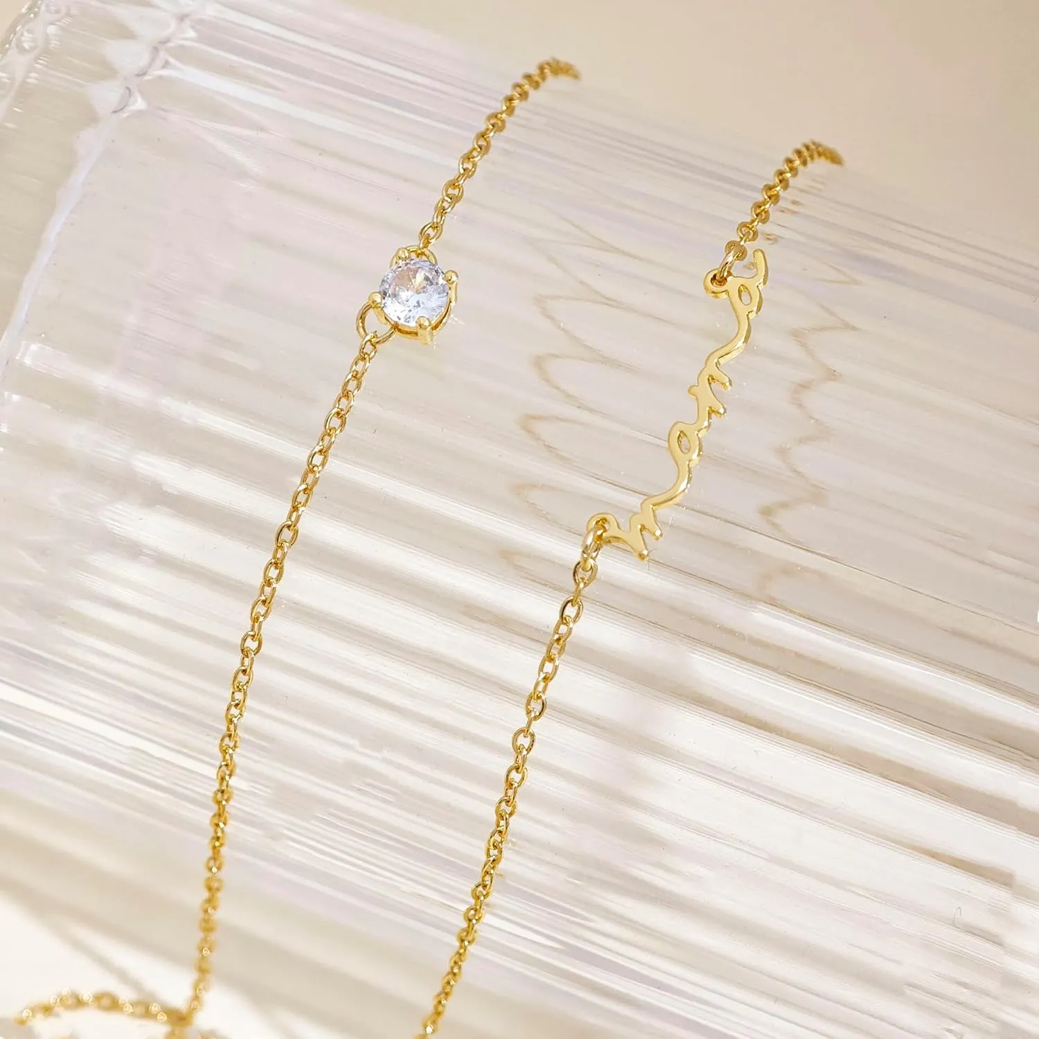 Mama Necklaces for Women Trendy, Dainty Gold Mom Necklace 14k Gold Plated CZ Layered Mama Pendant Choker Necklace Cute Mother Necklaces First Mothers Day Gifts for New Mom Birthday Jewelry Gifts