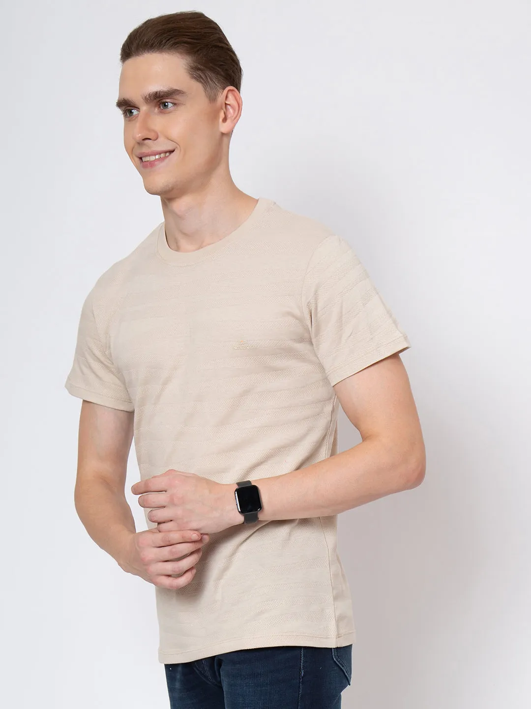 Men Jaquard Round Neck T-Shirt