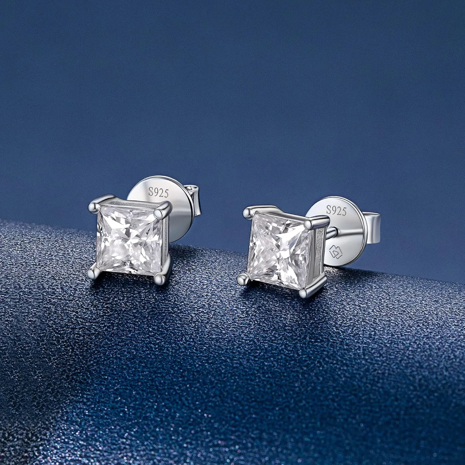 MomentWish Moissanite Earrings, Birthday Gifts for Her, Simulated Diamond Stud Earrings for Women, 925 Sterling Silver Studs Jewelry Gift for Anniversary Christmas