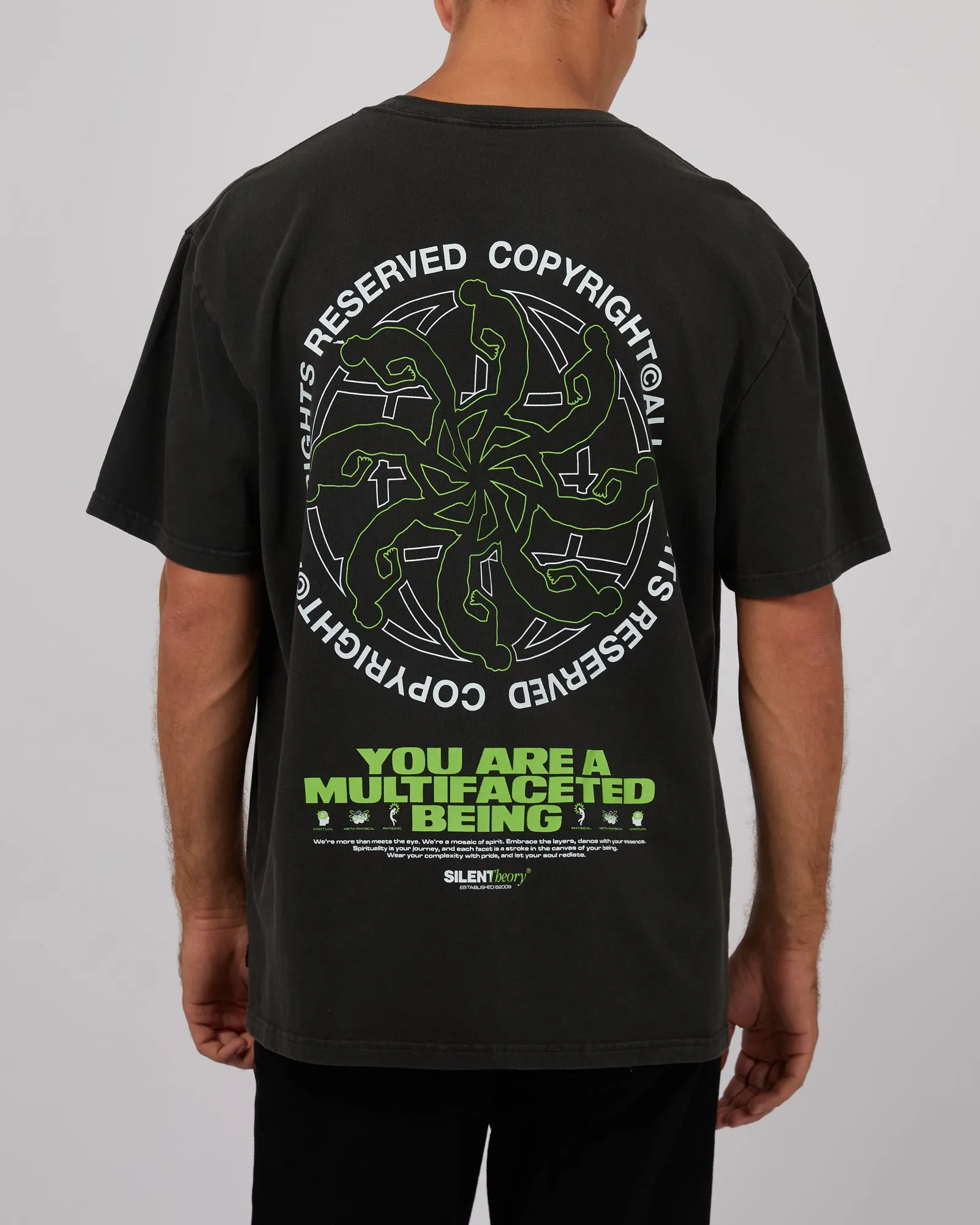 Multifaced Tee Washed Black