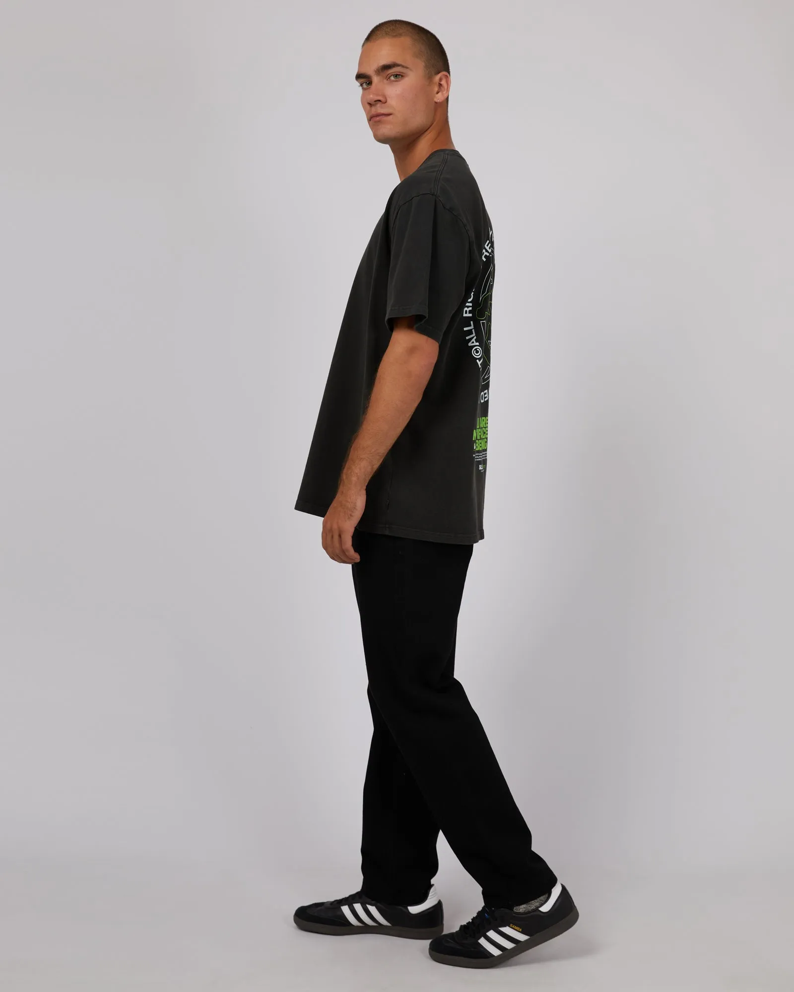 Multifaced Tee Washed Black