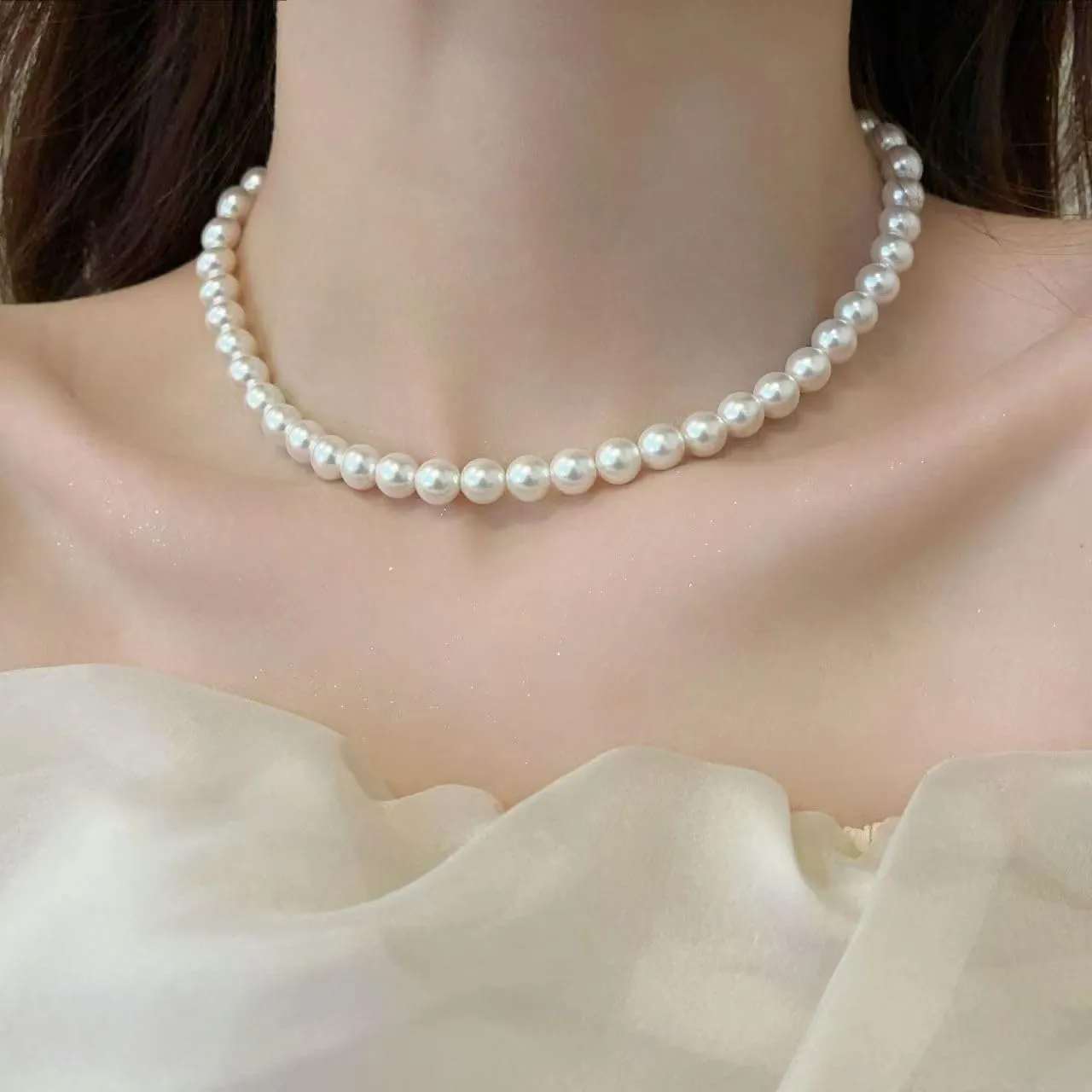 Pearl Necklace for Women - Dainty Round Imitation Pearl Choker necklaces for women