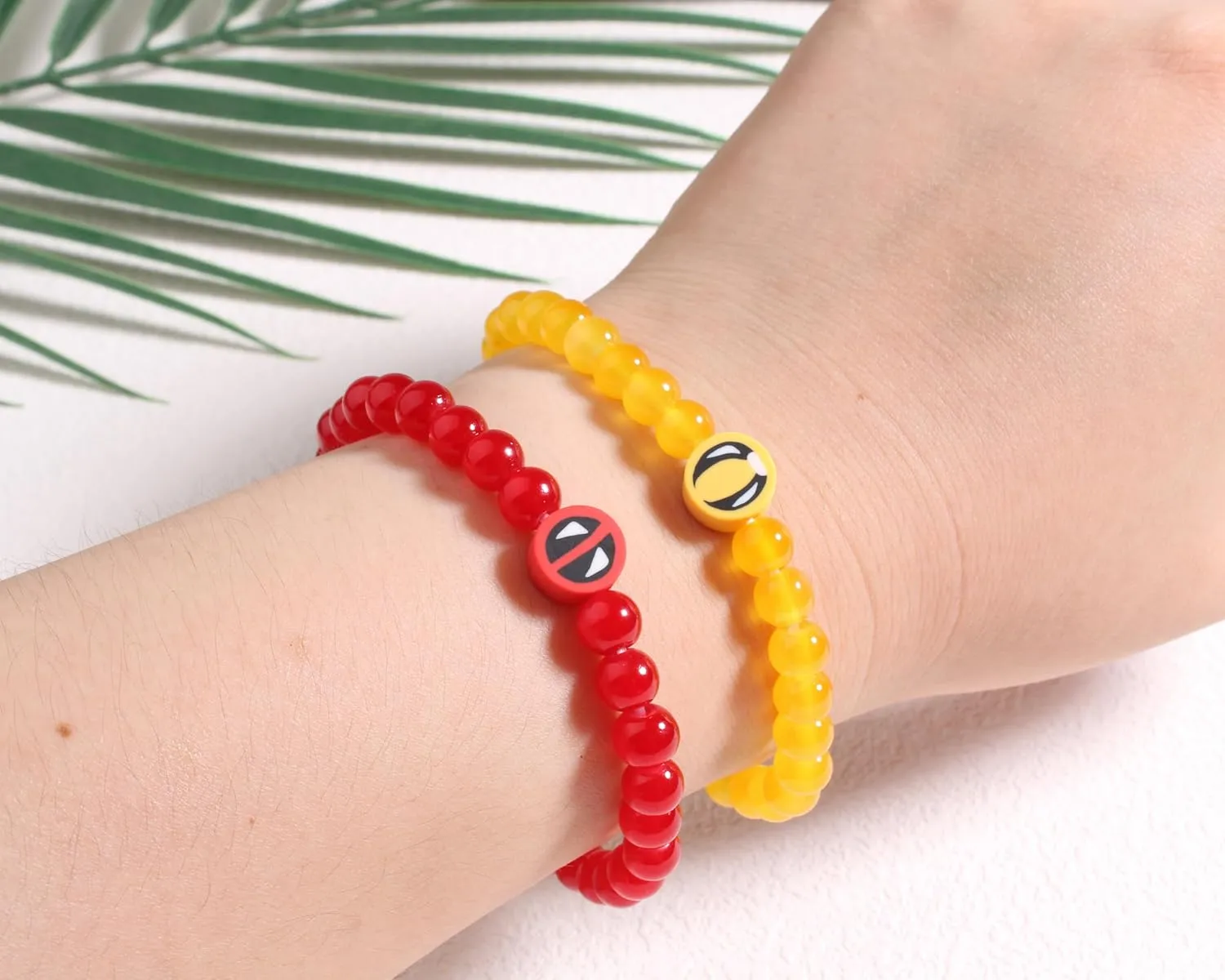 QqzsJewls You and Me Bracelets Set Superhero Matching Bracelets for Mom Dad Daughter Son Aunt Niece Nephew Birthday Christmas School Gifts