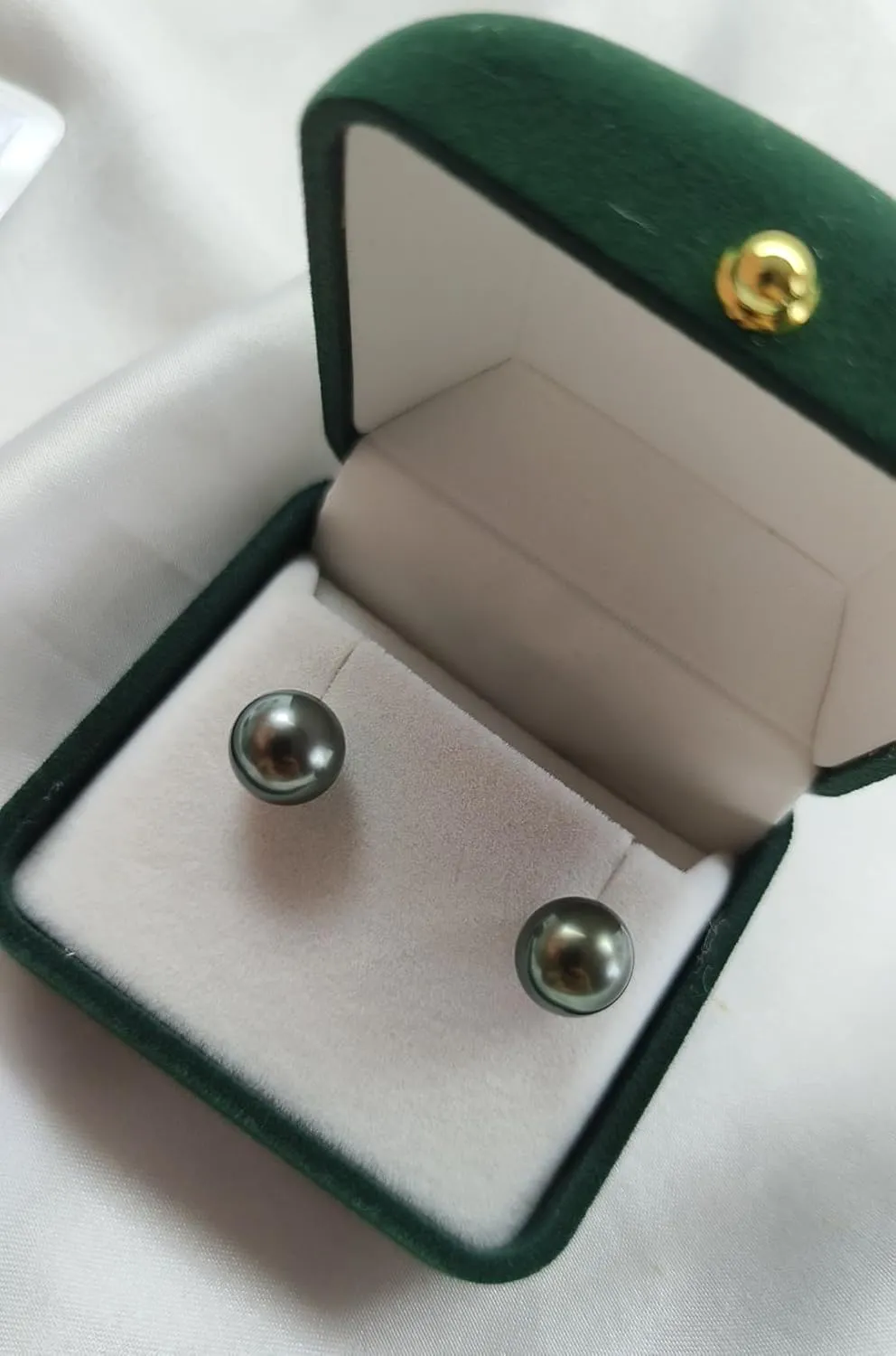 Round Tahitian black pearl earrings, circle carefully handpicked AAAA  grade paired Tahitian black pearl 925 silver 18K Gold plated earrings, hypoallergenic cultured pearls blacks pearls earring for women.