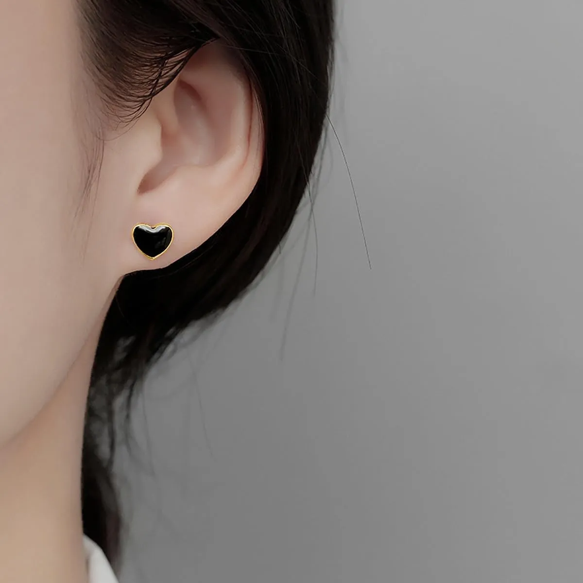 SLUYNZ Solid 925 Sterling Silver Black Heart Earrings Studs for Women Teens 8MM Heart Studs Earrings