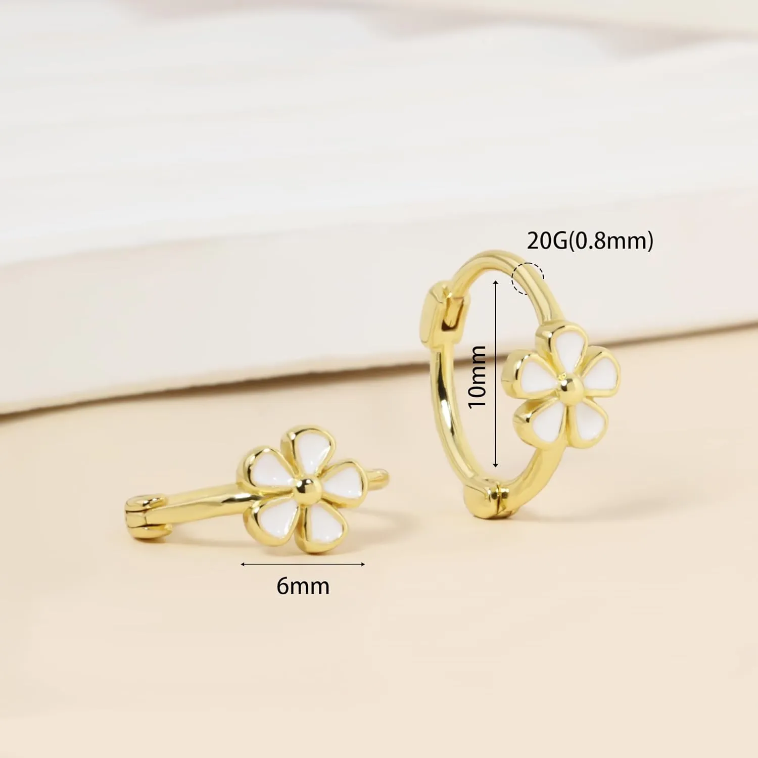 Small Hoop Earrings for Women Girls 14k Gold Plated Daisy Flower Hoop Earrings Hypoallergenic Sterling Silver Hoop Huggie Earrings Lightweight 10mm Cartilage Helix Earring Piercings Jewelry
