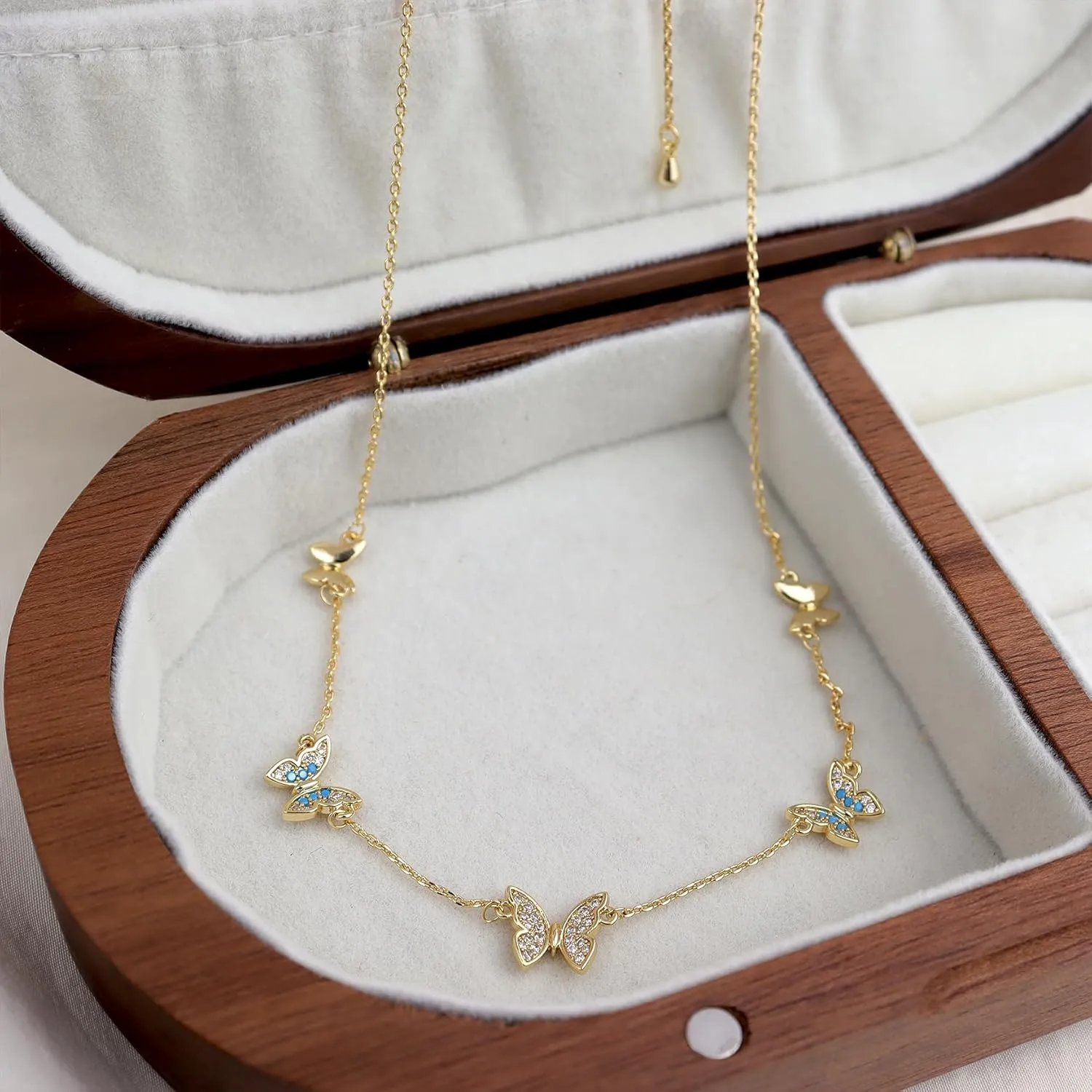 Sonateomber Gold Beaded Charm Choker Necklaces for Women, Dainty Cute Rainbow Crystal Rhinestone Dangle Pendant Necklace Prom Fashion Jewelry Gift