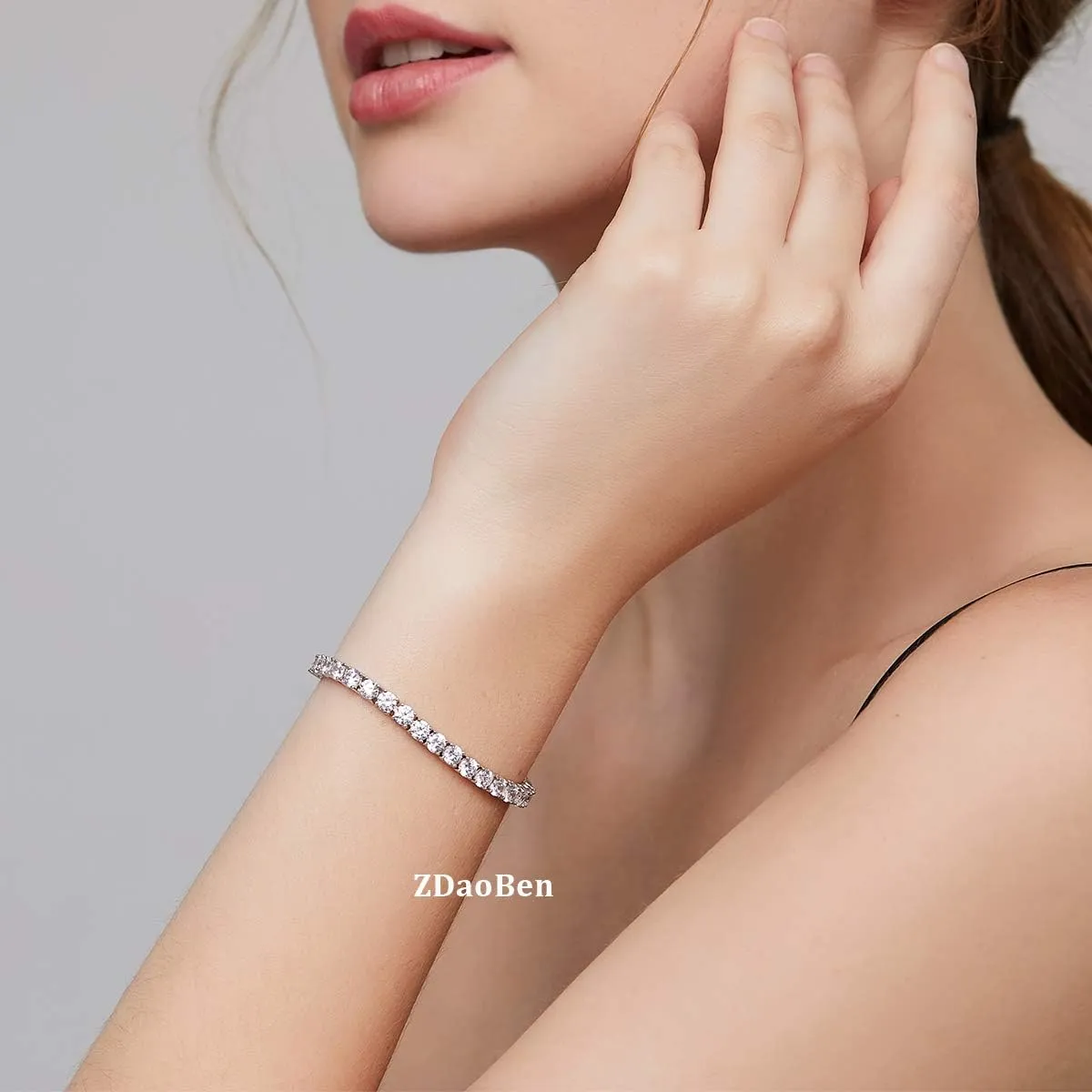 Sparkle Tennis Bracelet for Women, Platinum Plated 925 Sterling Silver Bracelet with CZ Diamond, Round Cut 5A Cubic Zirconia Diamond Bracelet,Gift Idea for Women