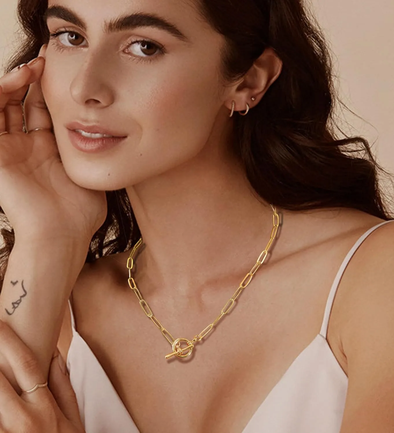 Staligue Chunky Gold Necklace for Women Men 18K Gold Plated Layering Chain Necklaces Dainty Paperclip Cuban Link Toggle Necklace Statement T-bar Clasp Choker Necklace Jewelry