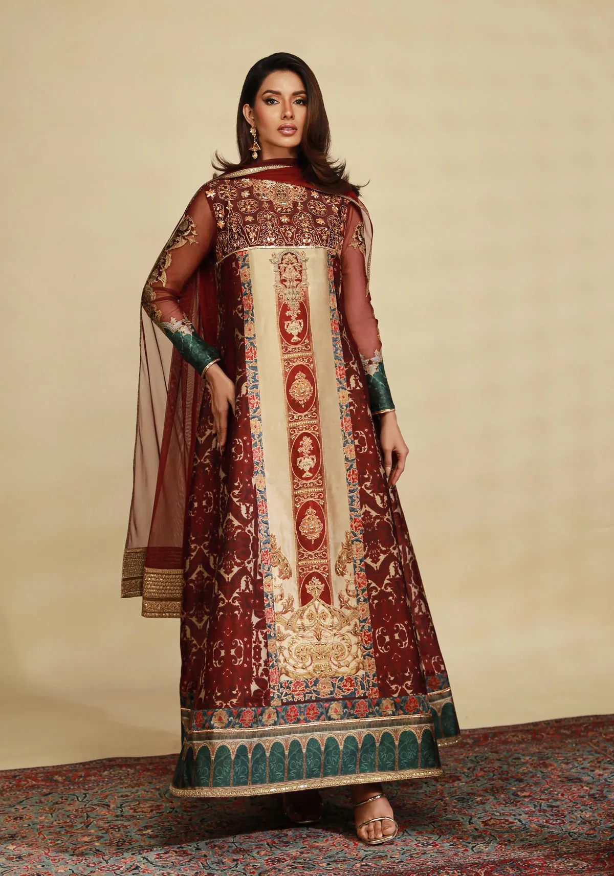 Traditional Kaali Dar Peshwas Silhouette