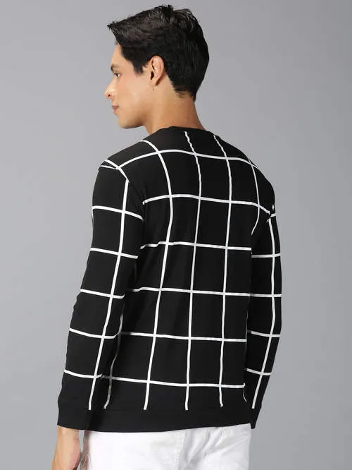 UrGear Checked Men Round Neck Black T-shirt