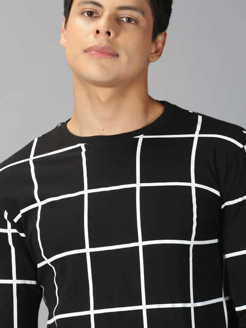 UrGear Checked Men Round Neck Black T-shirt