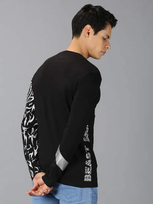 UrGear Printed Men Round Neck Black&Silver T-shirt
