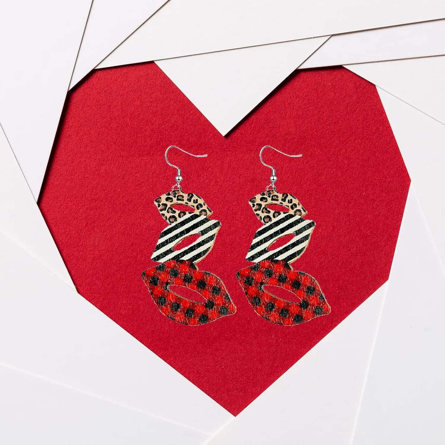 Valentine's Day Love Heart Earrings,Wooden Lips Heart Dangle Earrings for Women,Pink Print Love Earrings for Couples Valentine's Day
