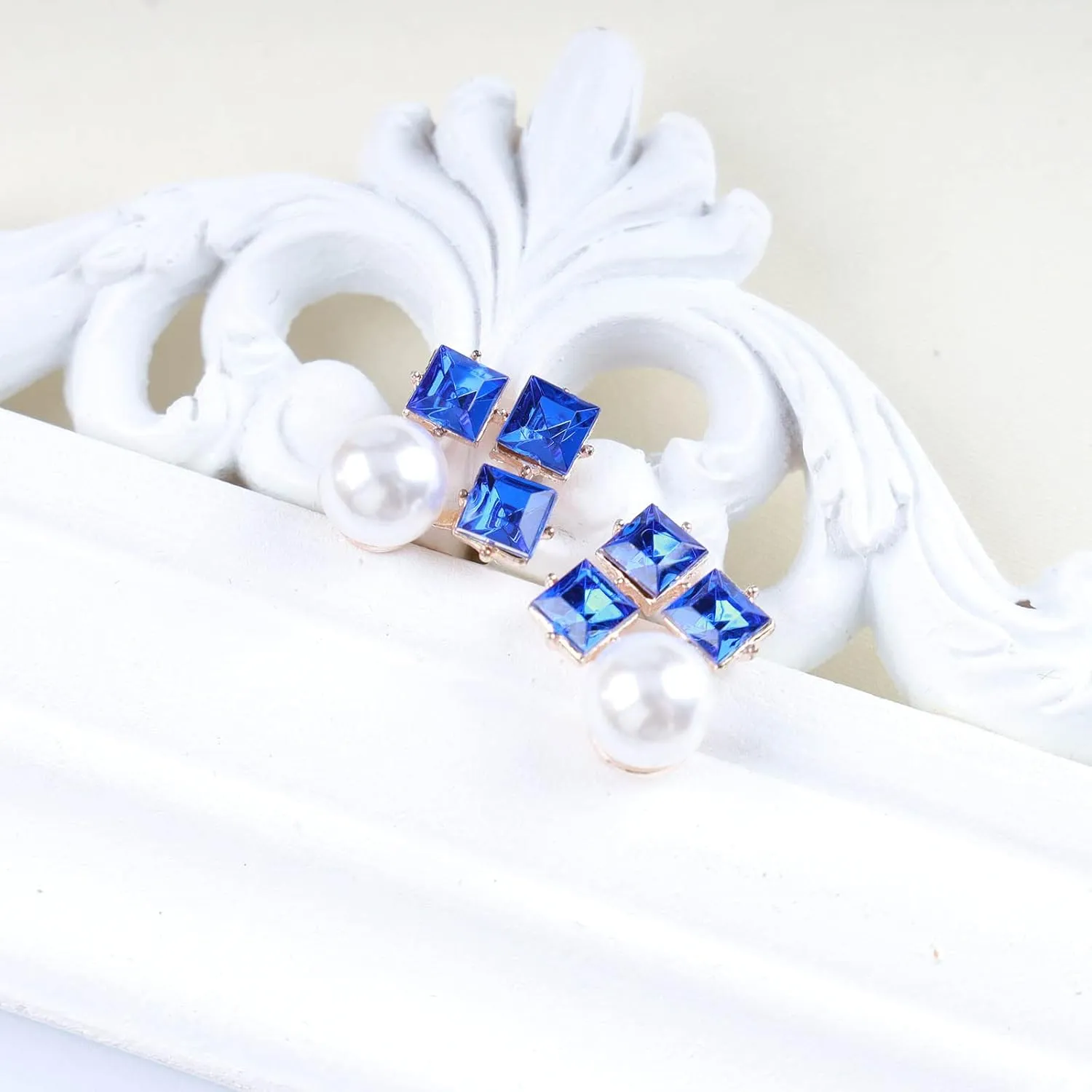 Vintage Pearl Sapphire Earrings Blue Crystal Pearl Earrings Sapphire Square Earrings Blue Rhinestone Pearl Stud Earrings Jewelry for Women (Blue)