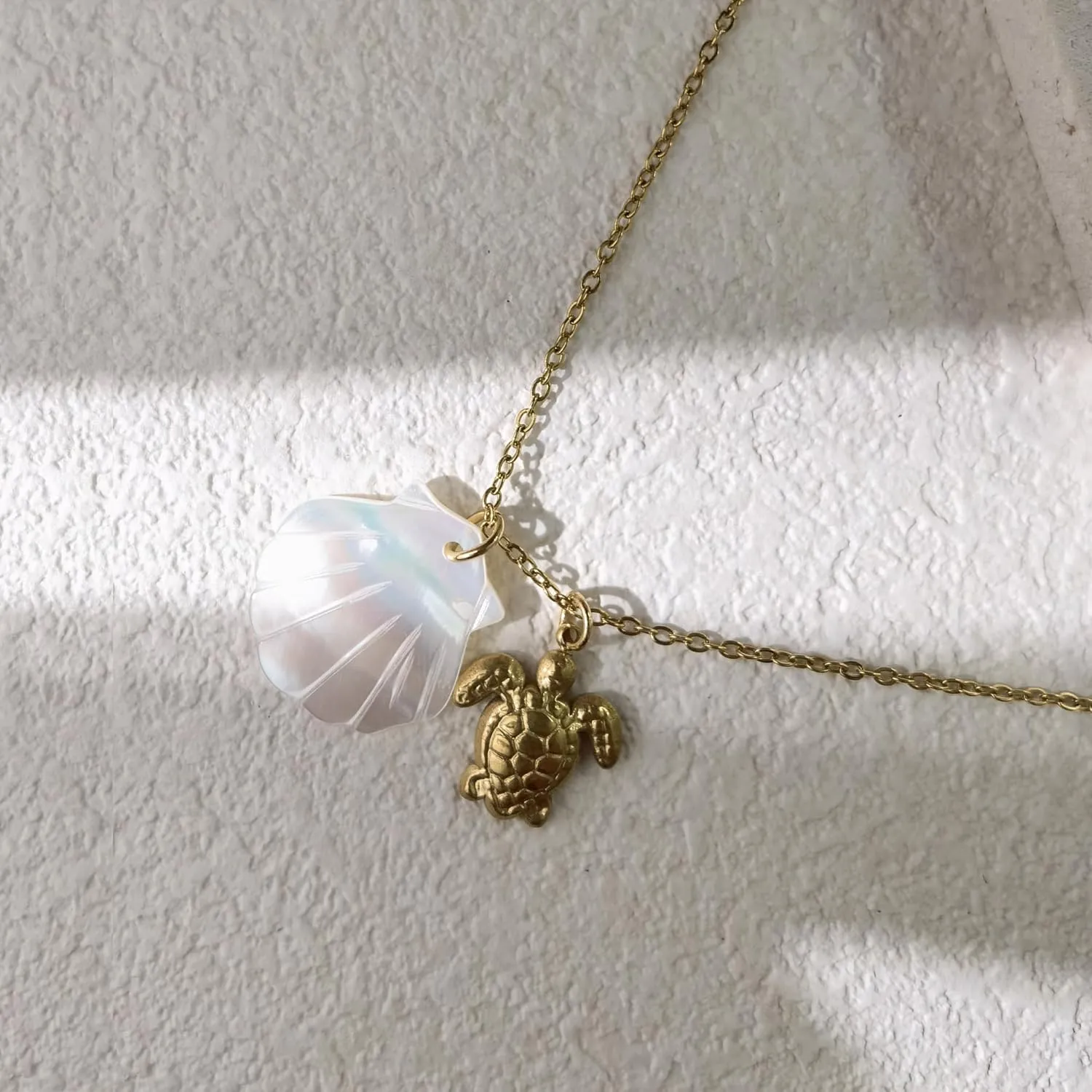 White Shell Golden Starfish Seashell Sea Turtle Dolphin Pendant Charm Summer Beach Necklace for Women
