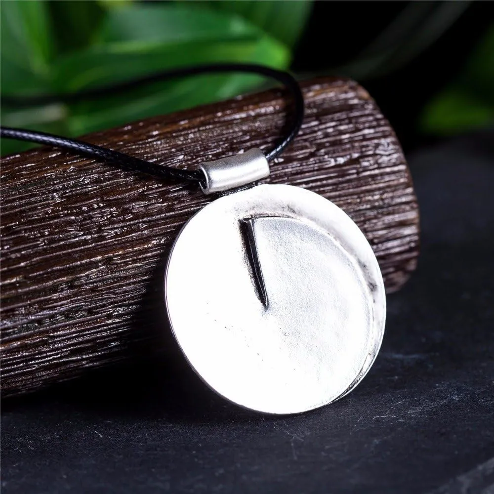 Womens Multilayer Pendant Necklaces Vintage Jewelry Fashion Long Sweater Necklace for Woman