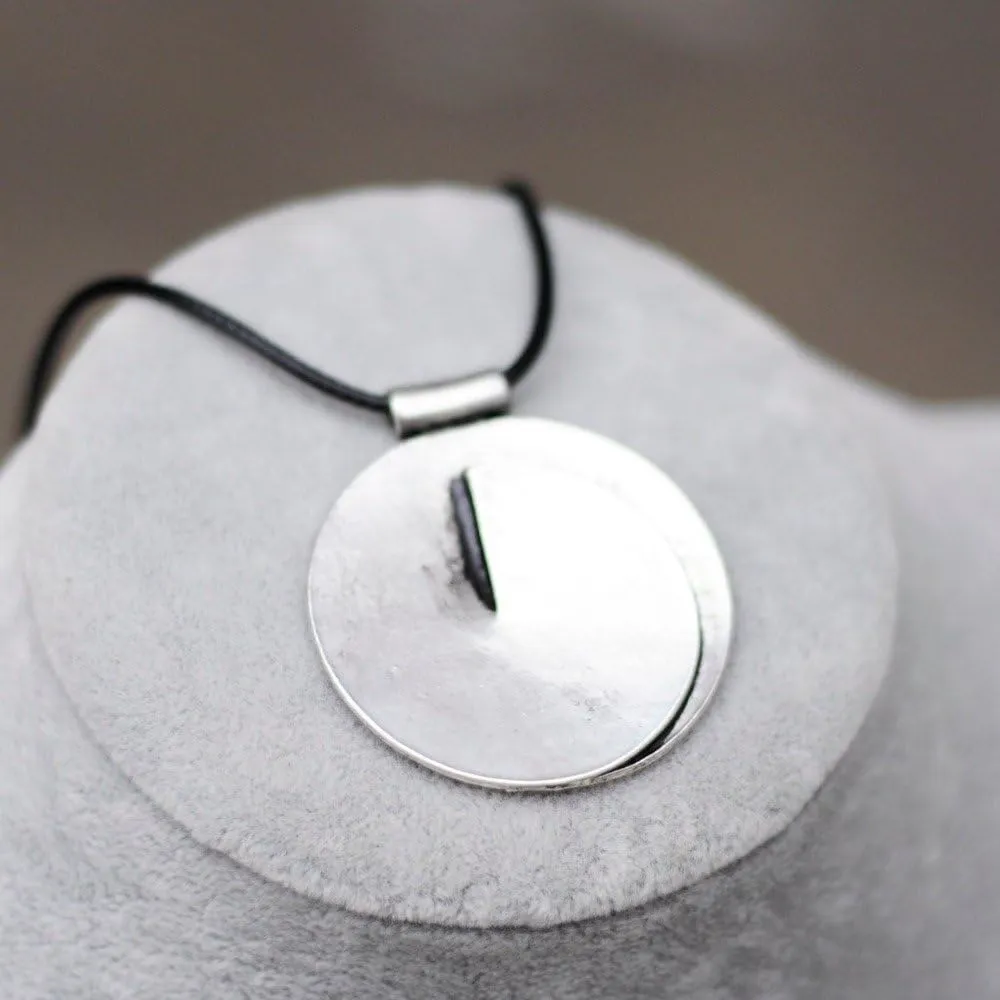 Womens Multilayer Pendant Necklaces Vintage Jewelry Fashion Long Sweater Necklace for Woman